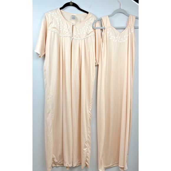 Durga Nightwear Peignoir Robe And Nightgown Set Light Pink Vintage USA
